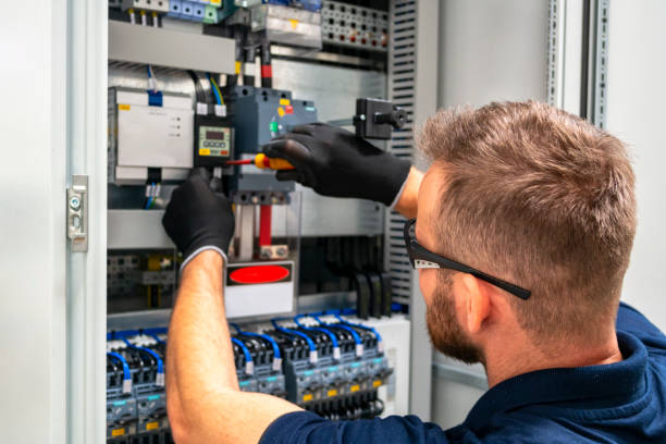 Best Emergency Electrical Repair  in Clinton, AR
